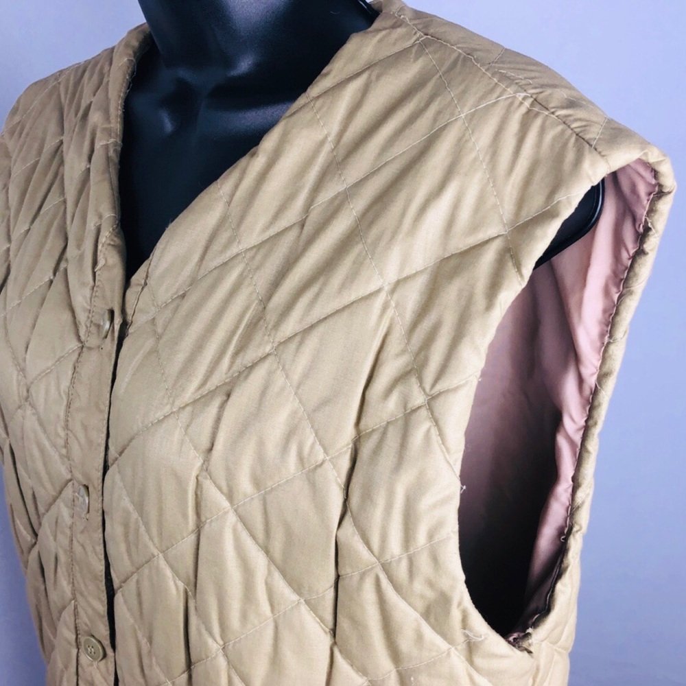 Quilted/ribbed sleeveless jackets